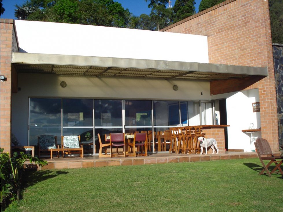 CASA UNIDAD CERRADA ENVIGADO ALTO DE LAS PALMAS