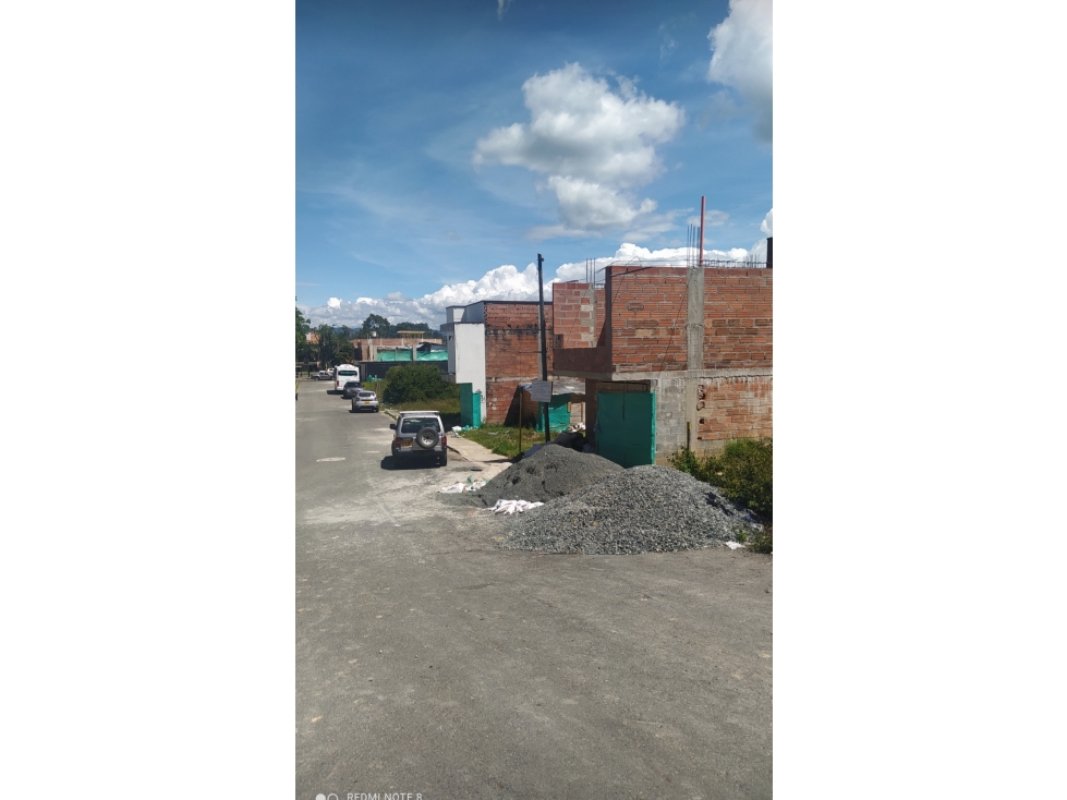 VENTA LOTE EN RIONEGRO PARA CONSTRUIR LA CASA DE TUS SUEÑOS