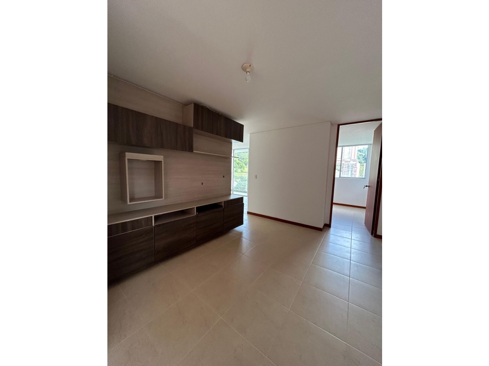 !!VENDO APARTAMENTO EN LA MEJOR UNIDAD DE ENVIGADO!!