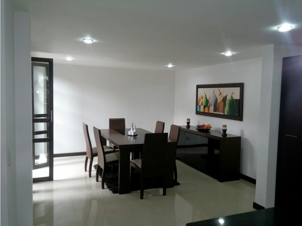 VENDO CASA UNIDAD CERRADA - ENVIGADO- GASCUÑA 280 METROS