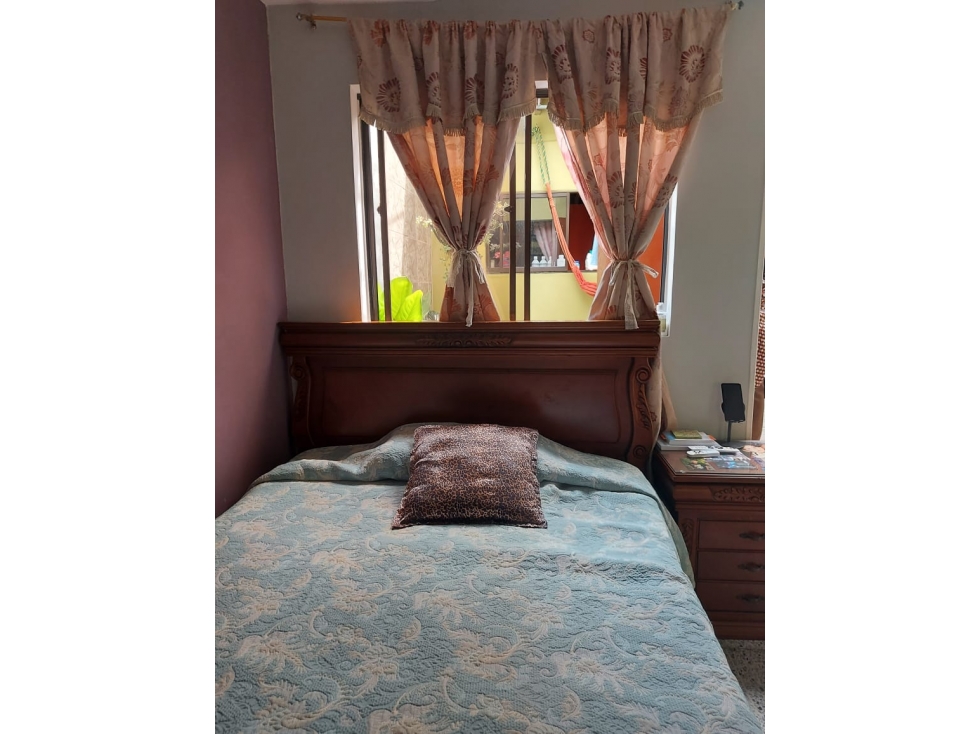 VENDO CASA 2DO PISO, UBICADA EN BELEN - MEDELLÍN