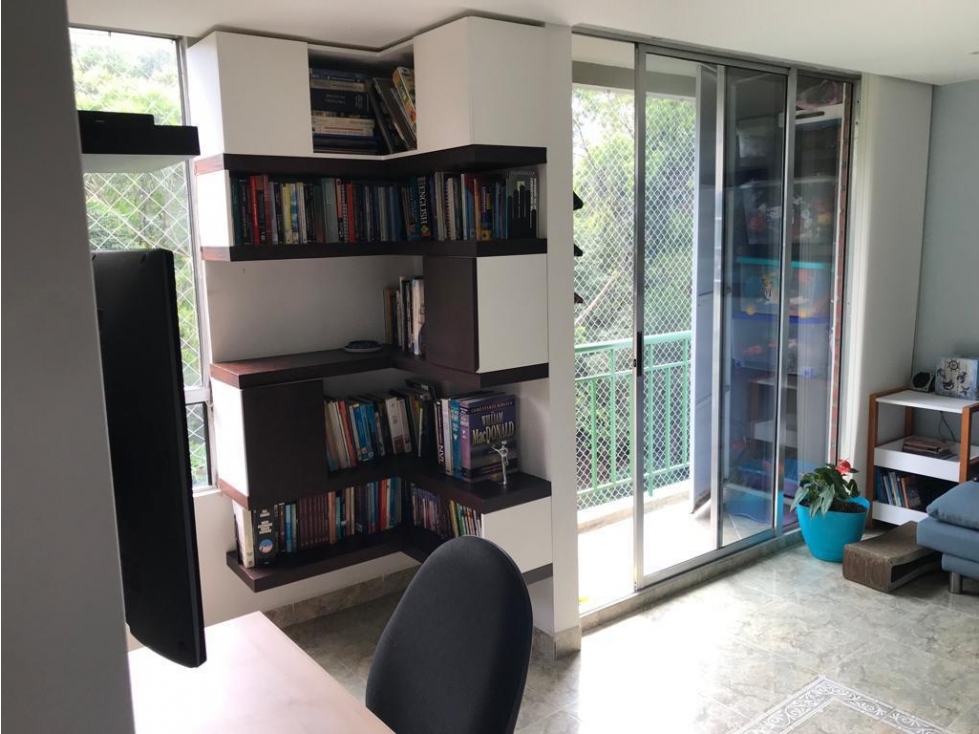 VENDO APARTAMENTO LOMA DEL INDIO - MEDELLIN