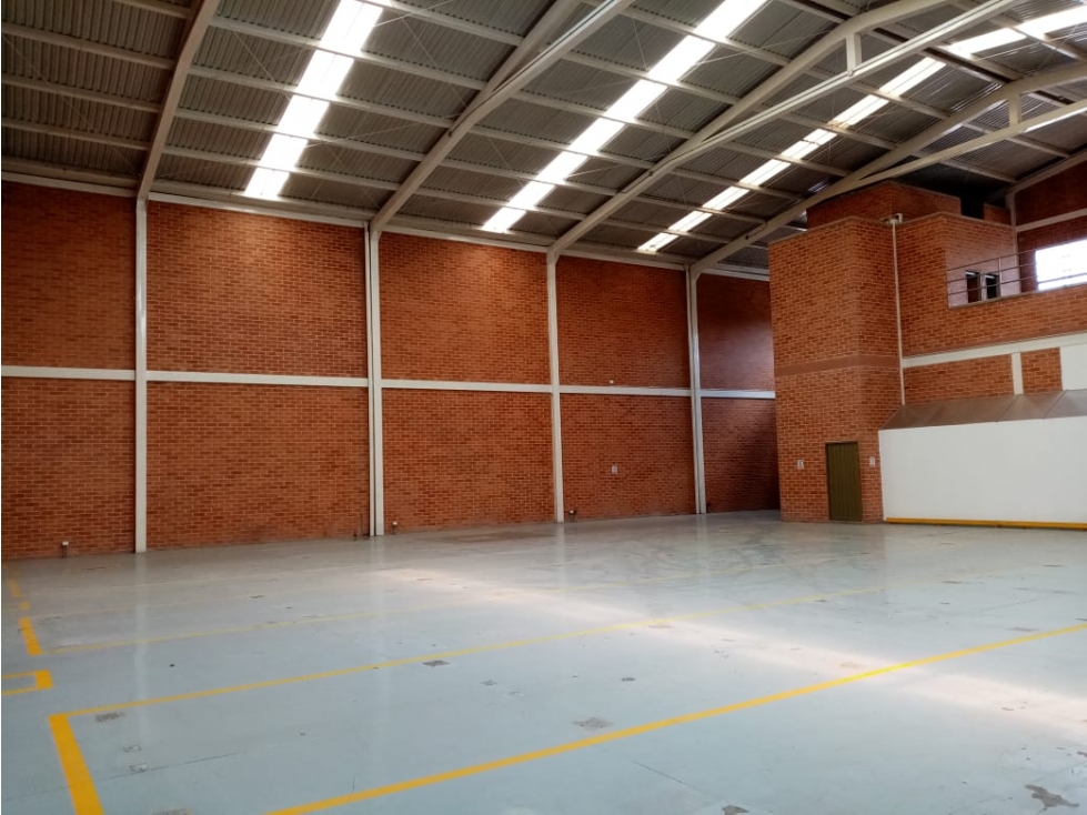 BODEGA EN ARRIENDO MOSQUERA  780 M2