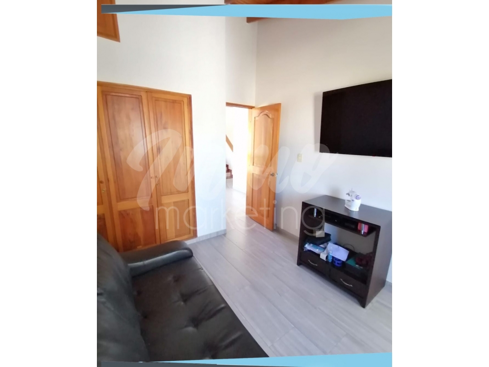 ?SE VENDE HERMOSA  CASA ESQUINERA EN LOS ANDES-PEREIRA?