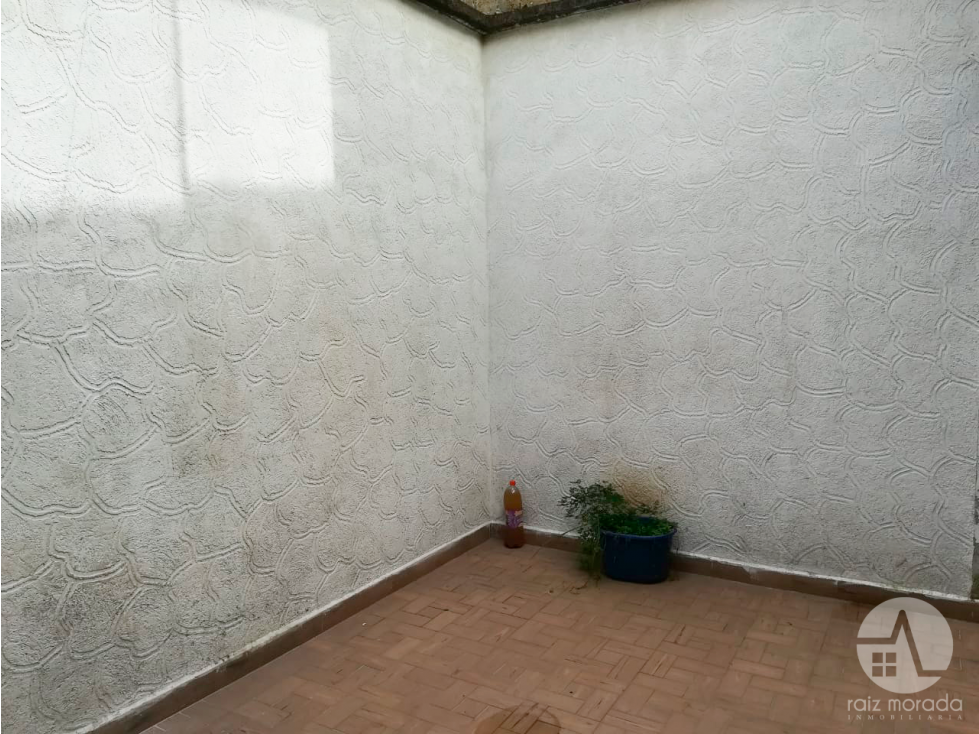 VENDO CASA EN LA PAZ