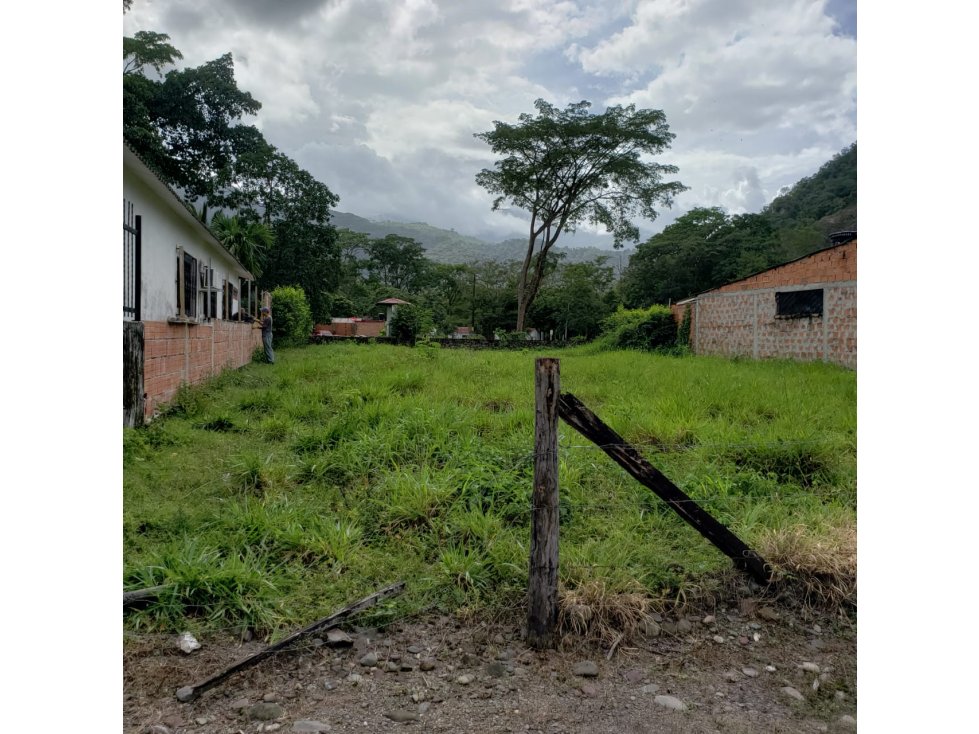 VENTA DE LOTE EN MANAURE-POZO AZUL VILLAVICENCIO META