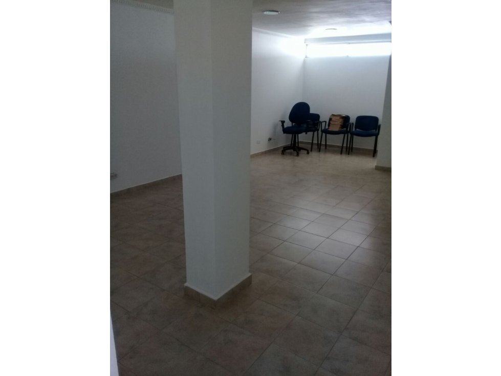 ARRIENDA LOCAL EN ISLA CENTER LTDA