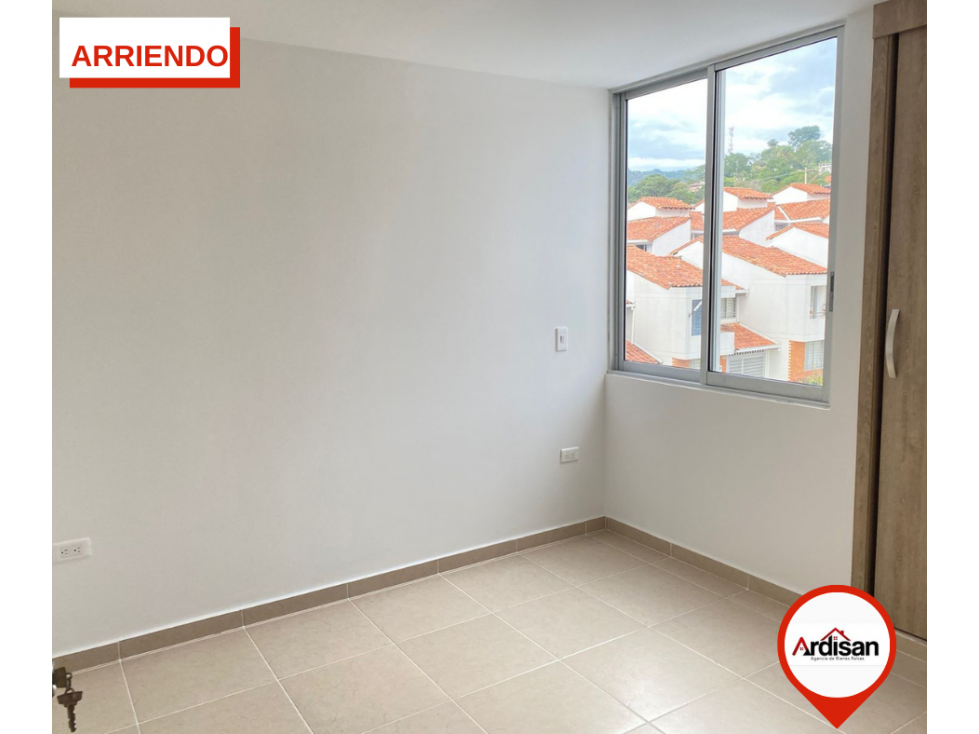 ARRIENDO APTO TERCER PISO PARA ESTRENAR ED. EL CORTIJO