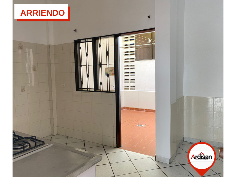 ARRIENDO APTO PRIMER PISO EN SANTA BARBARA