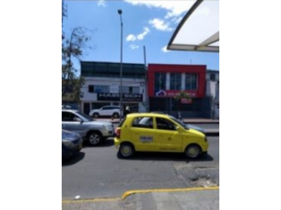 Venta Casa comercial santa isabel. Rentando.