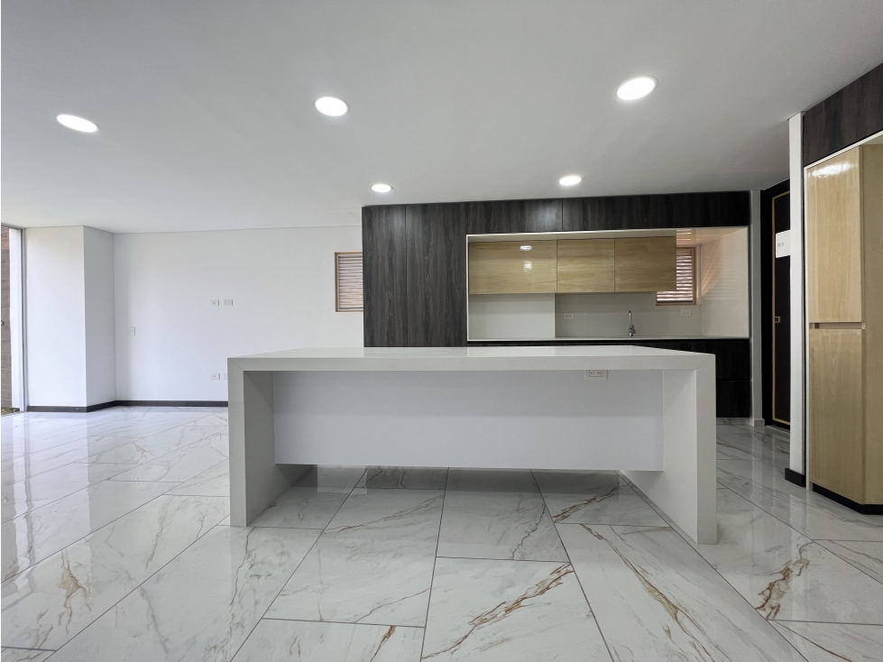 APARTAMENTO EN VENTA EN LAURELES MEDELLÍN