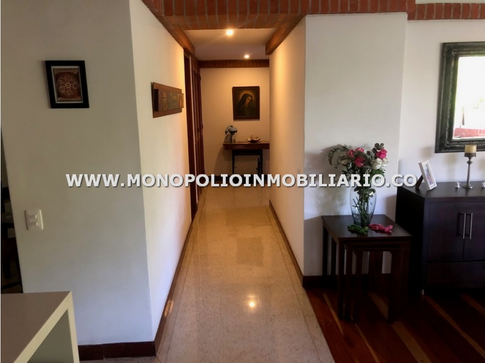 APARTAMENTO EN VENTA - SECTOR LOS BALSOS, EL POBLADO COD: 24334