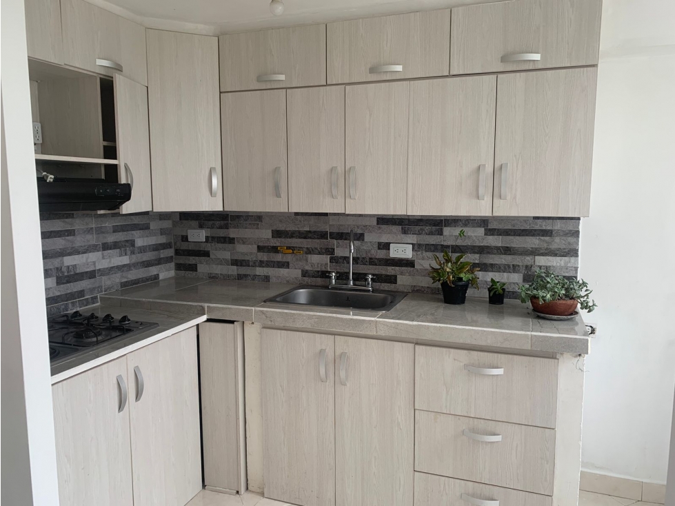 Se Vende Apartamento En Robledo La Aurora, Cantares 1