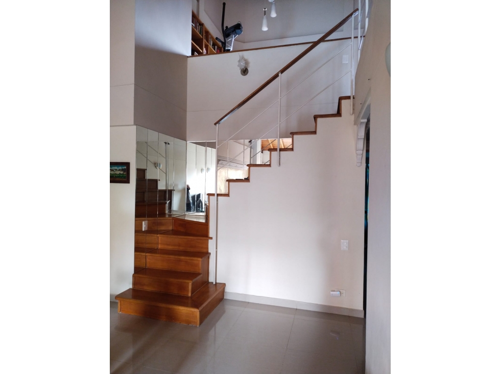 Se Vende Apartamento Duplex en el Sector Calasaz , Medellin