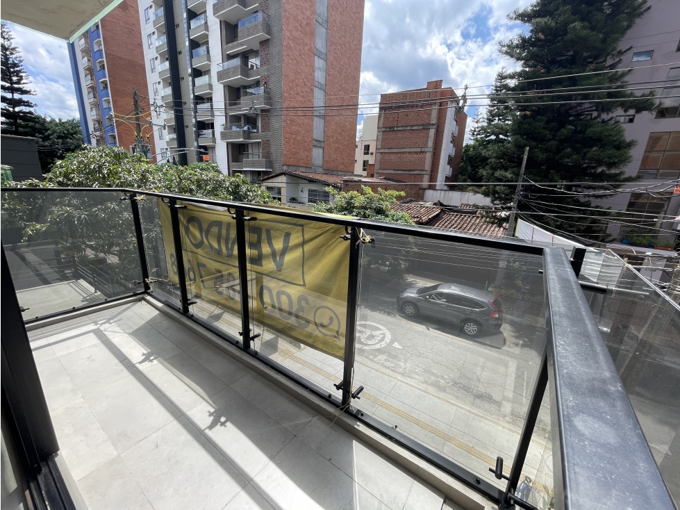 Venta de apartamento con terraza en Conquistadores - Medellín