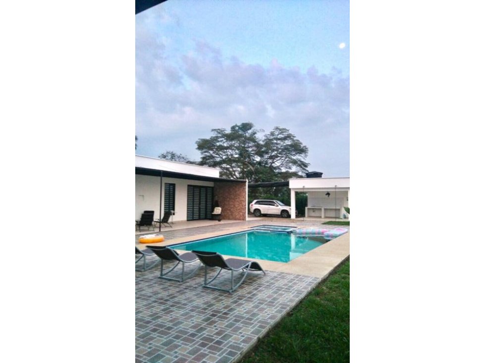 VENDO CASA CAMPESTRE EN APIAY VILLAVICENCIO