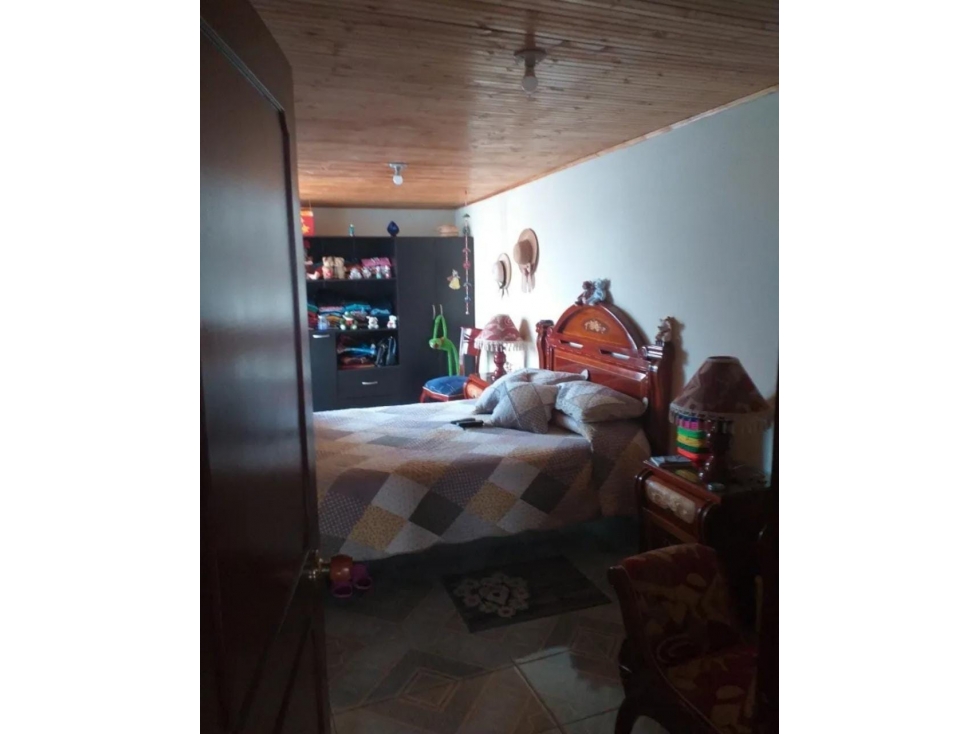 VENDO CASA EN PROVIDENCIA ALTA ZARAZOTA BOGOTA