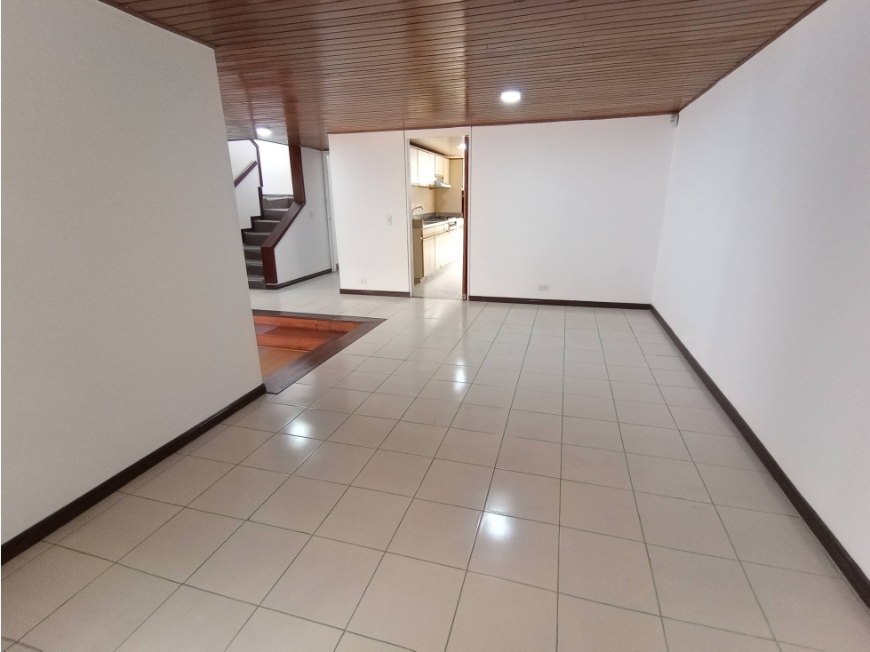 VENDE CASA EN NIZA CORDOBA