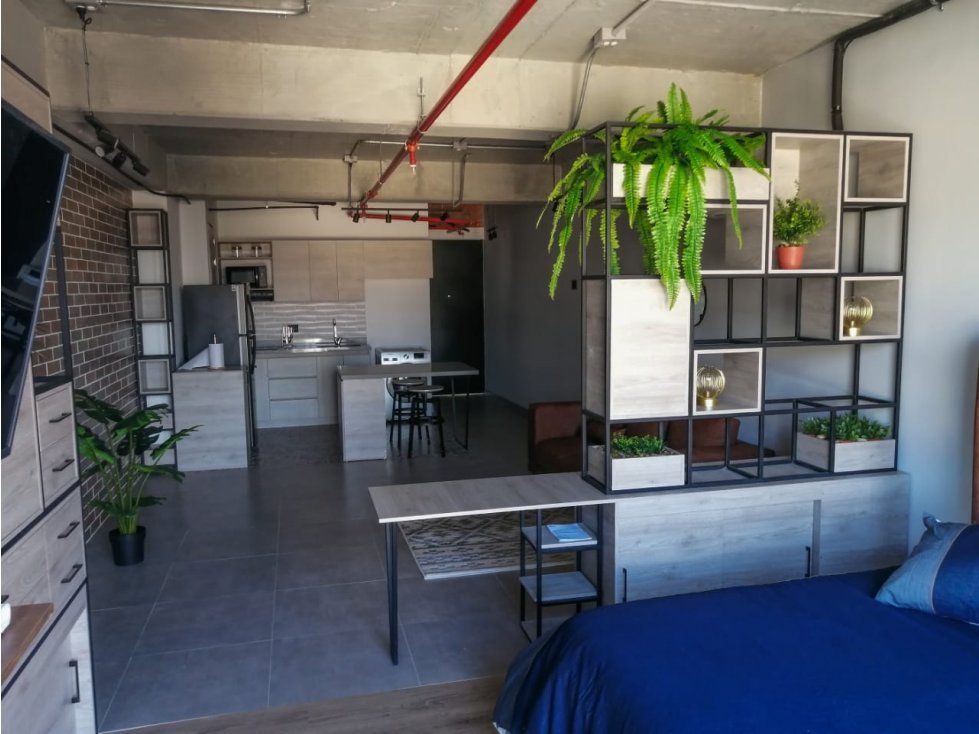 Alquilo estudio Amoblado industrial en Laureles