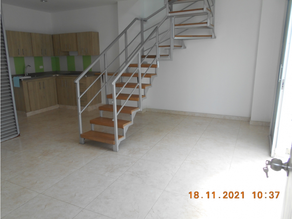 SE VENDE APARTAMENTO DUPLEX EN SAN ANTONIO