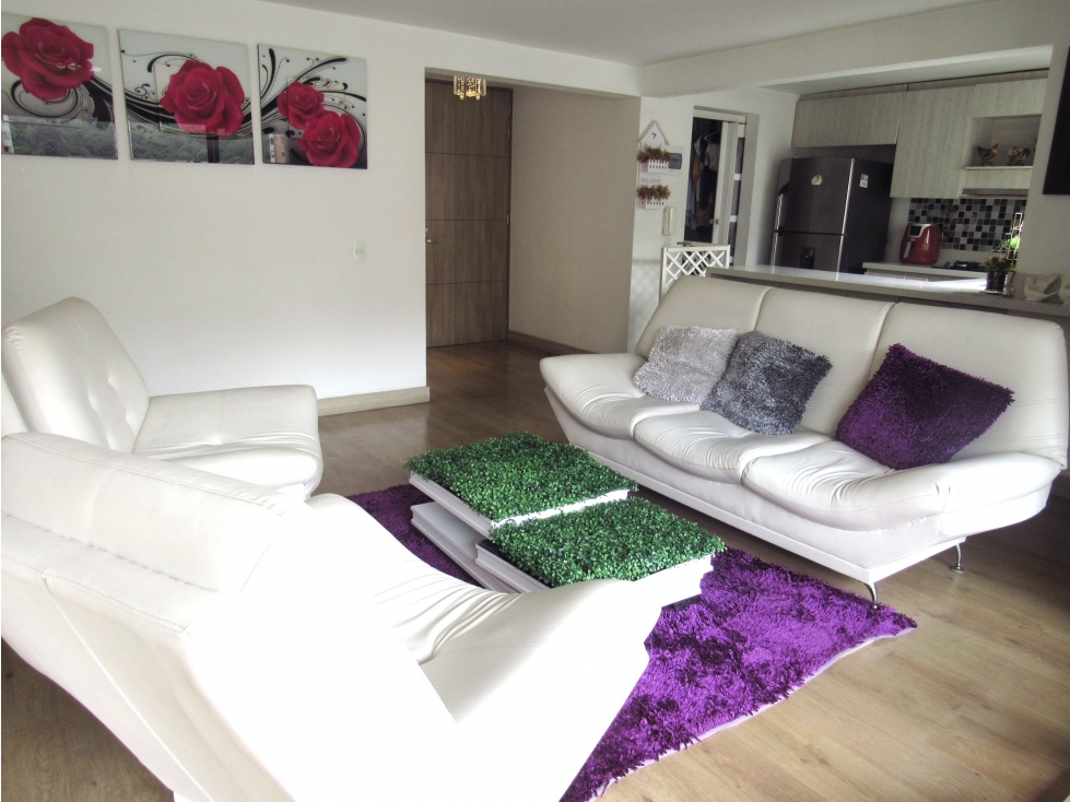 Apartamento en Venta Loma de los Bernal, Medellín