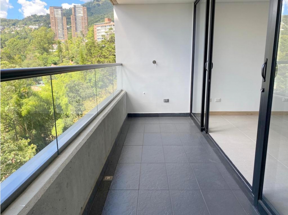 APARTAMENTO EN POBLADO EN LA SUPERIOR