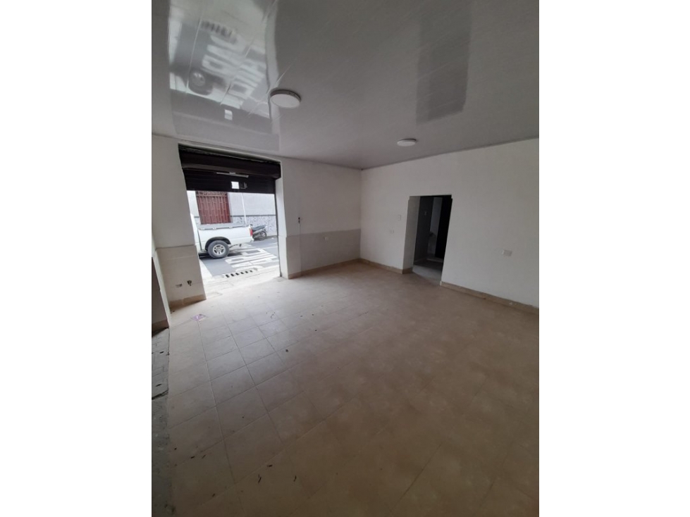 ALQUILO LOCAL DE 38 M2 EN BARRIO NUEVO PALMIRA