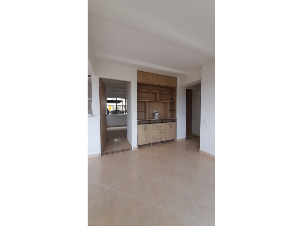 VENDO APARTAMENTO EN CALASANZ PARTE BAJA