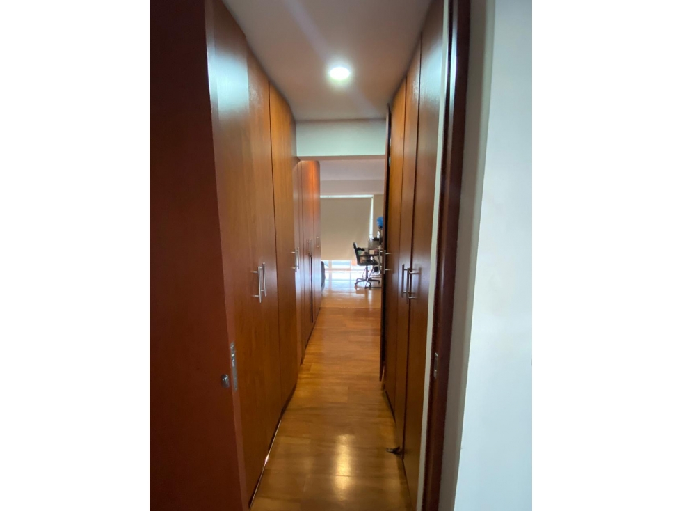 VENTA DE APARTAMENTO EN AV. ALBERTO MENDOZA, MANIZALES-CALDAS