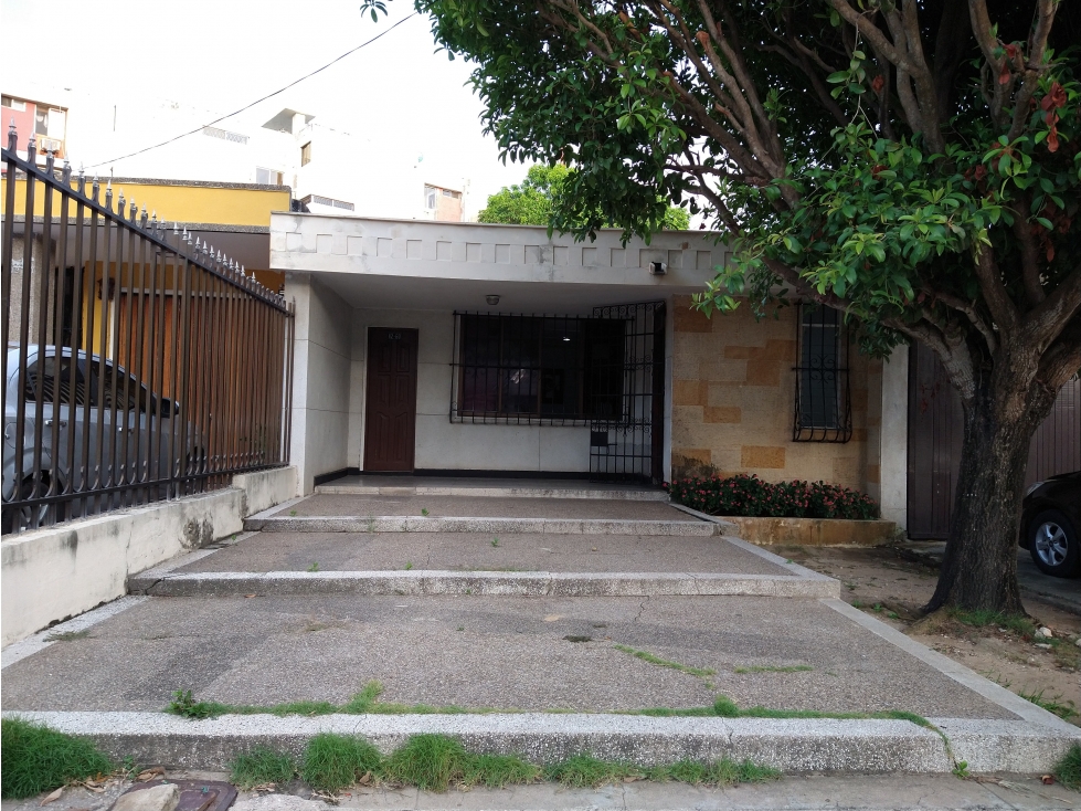 VENTA DE CASA INDEPENDIENTE EN CIUDAD JARDIN, BARRANQUILLA