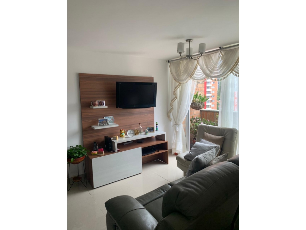 APARTAMENTO EN ROBLEDO - PILARICA