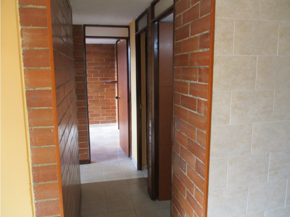 ARRIENDO APARTAMENTO C.R. ARBOLEDA REAL SECTOR DE LA COLINA