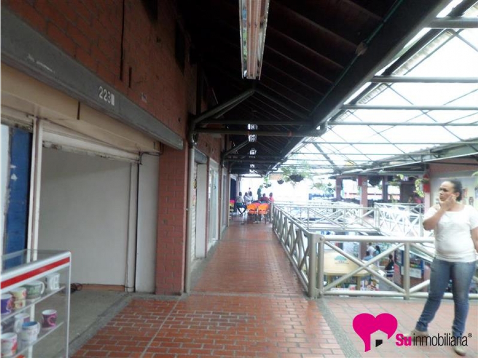 Vendo Local Centro Comercial El Parque Centro Medellín