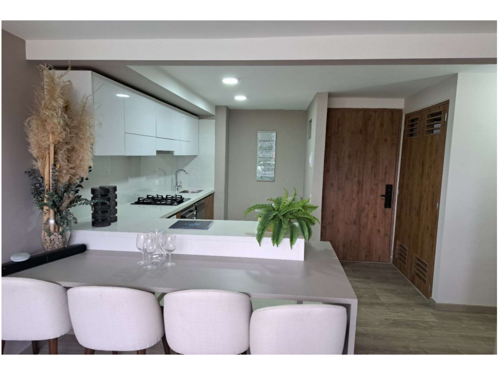 Se vende apartamento en Milla de Oro