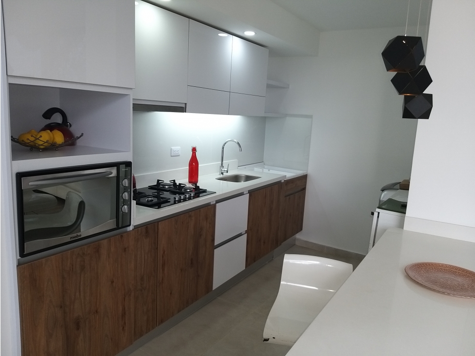 Se vende apartamento en Milla de Oro