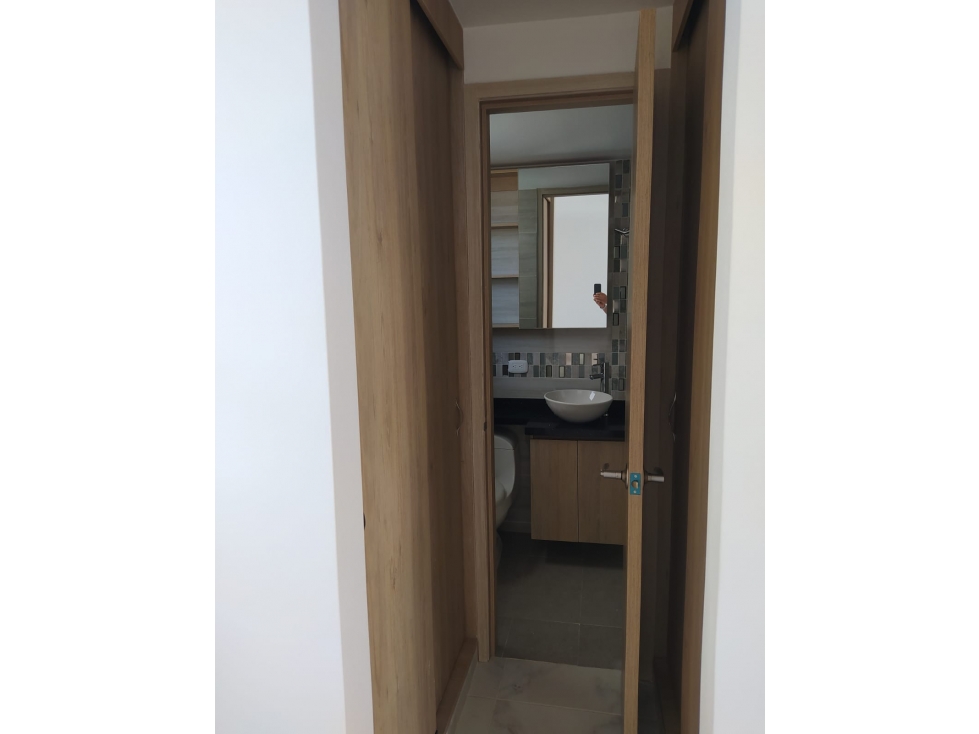 Alquiler Apartamento 2do Piso Conjunto Marfil, Ciudad Melendez.