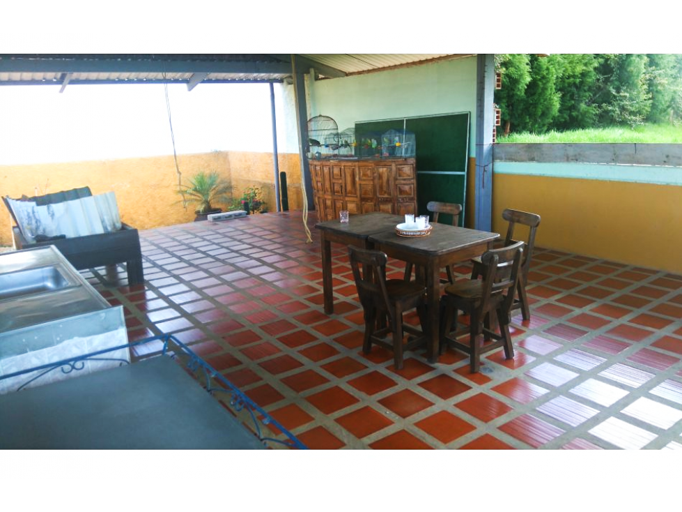 VENTA DE HERMOSA FINCA 9000 MTS2 EN GUARNE ANTIOQUIA