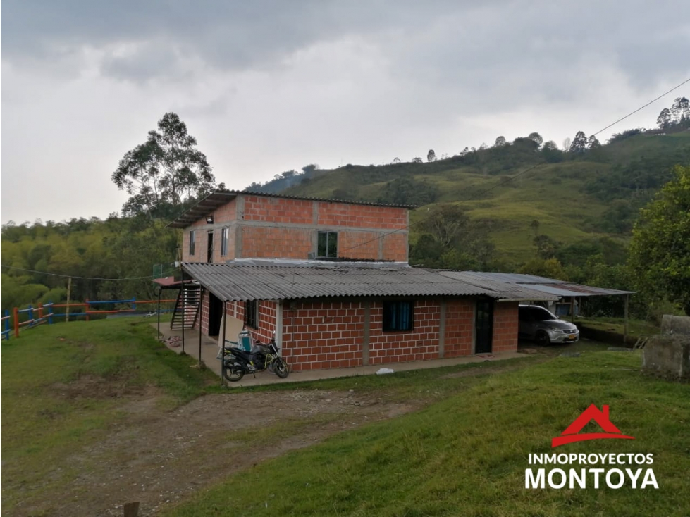 Finca multipropósito, sector La Bananera (vía a La Florida), Pereira