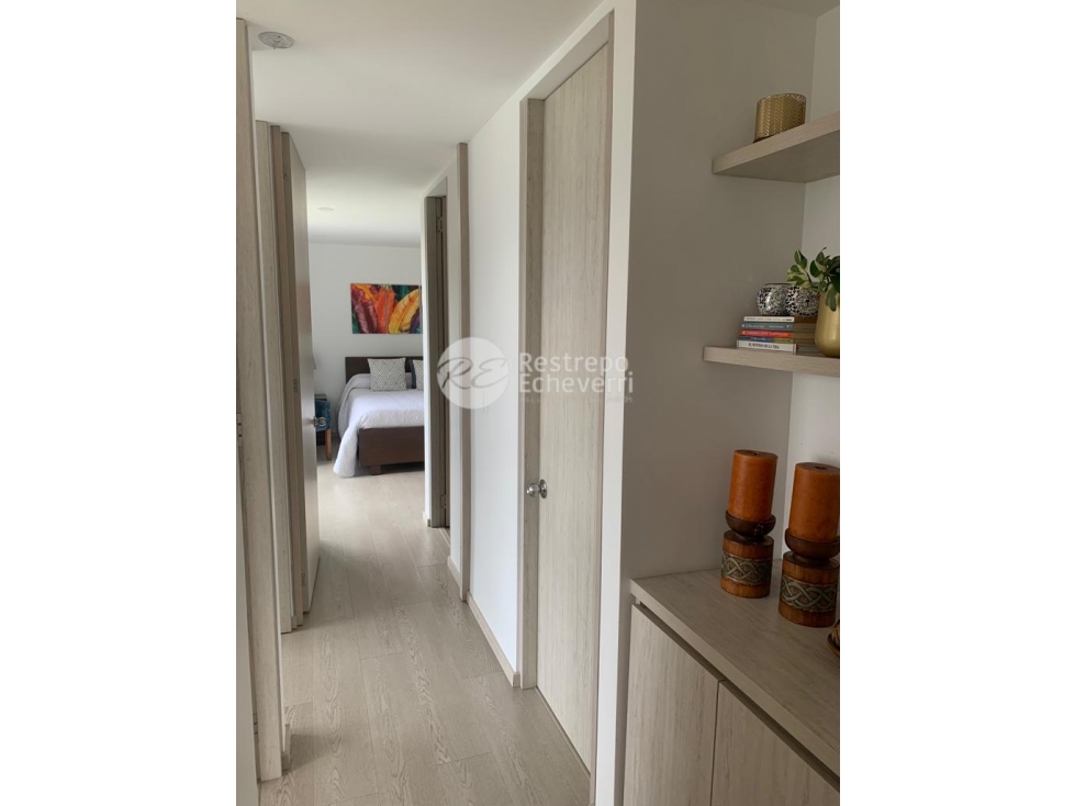 Apartamento en venta, barrio El Trebol, Manizales.