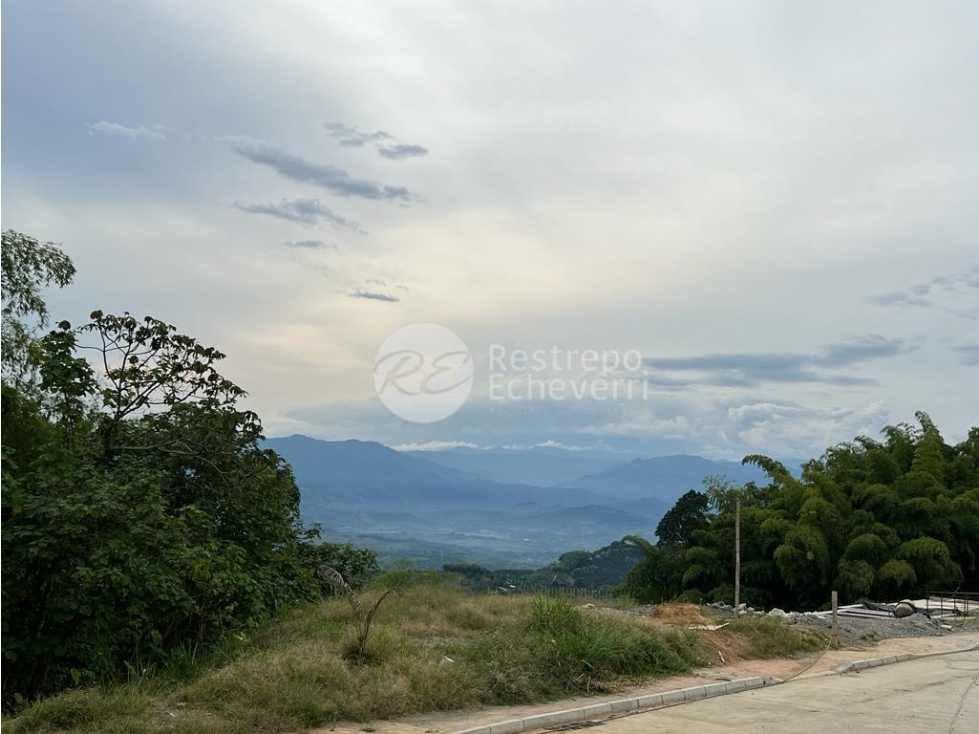 Lote en conjunto en venta, La Cabaña, Manizales