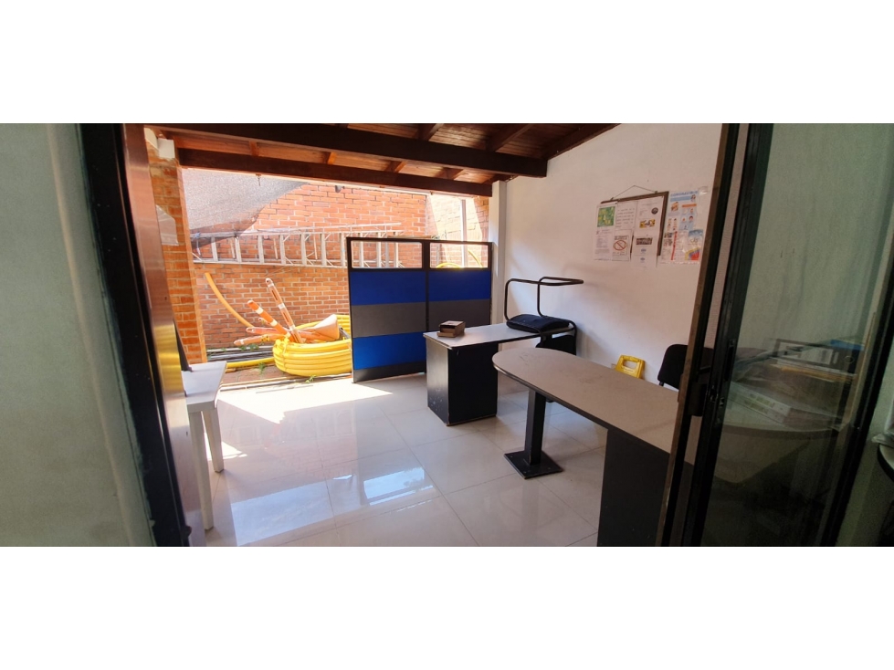 Casa externa en san Joaquín sur Cali en venta (J.P)