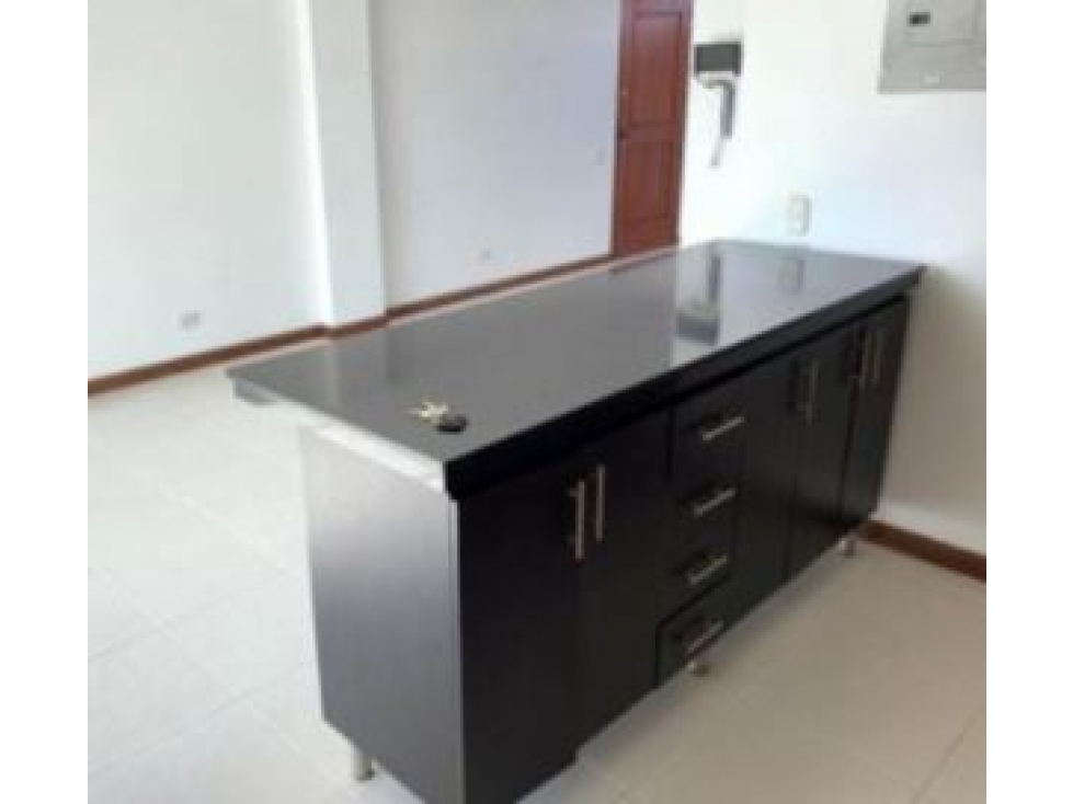 A0237. Vendo! Apartamento con buenos espacios en  San Antonio