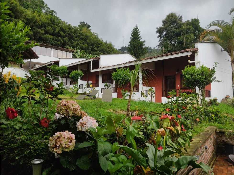 VENTA DE CASA CAMPESTRE TURISTICA, LA FLORIDA, PEREIRA, COLOMBIA.