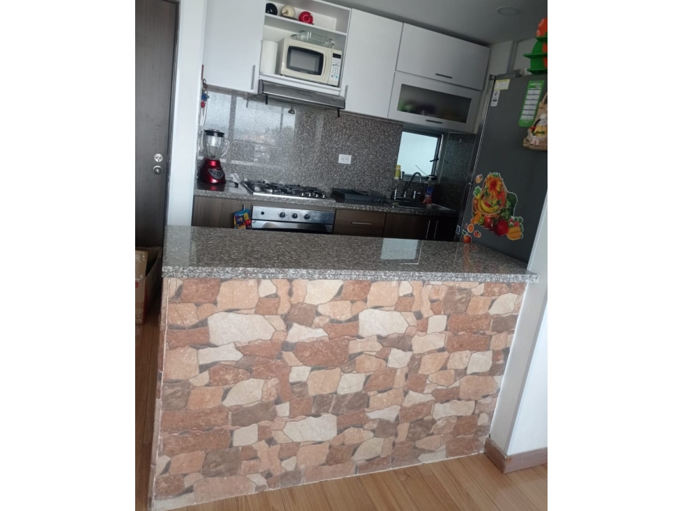 VENDO APARTAMENTO HAYUELOS HERMOSO