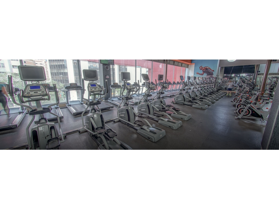 LOCAL COMERCIAL  EN  SEDE BODYTECH CAMINO REAL