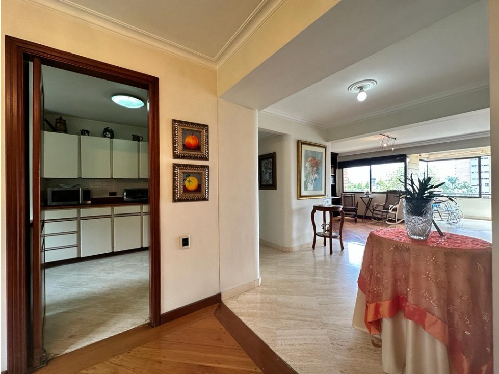 Venta apartamento en El Poblado sector Verona.