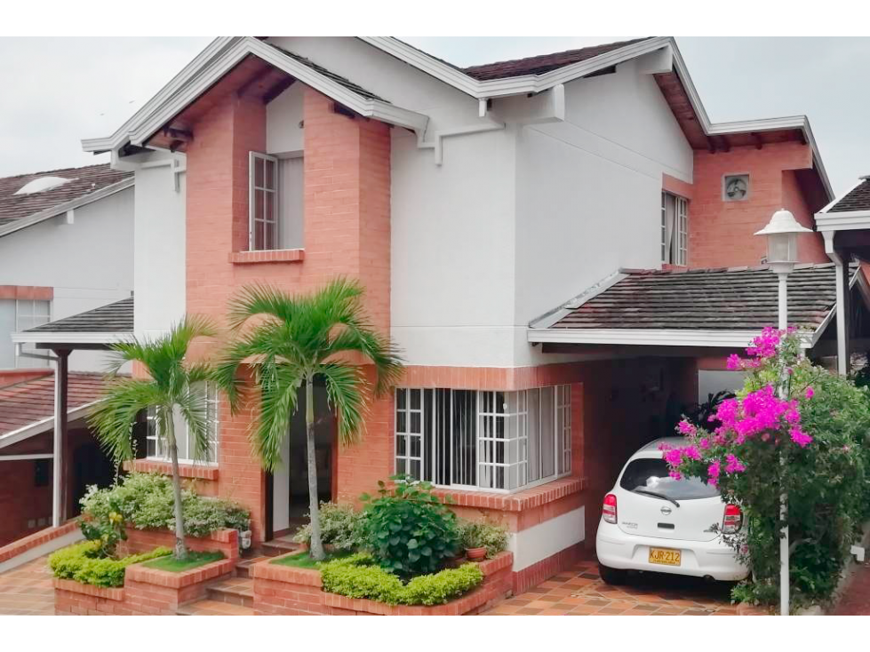 CASA EN VENTA EN CLUB HOUSE 1 CAÑAVERAL FLORIDABLANCA