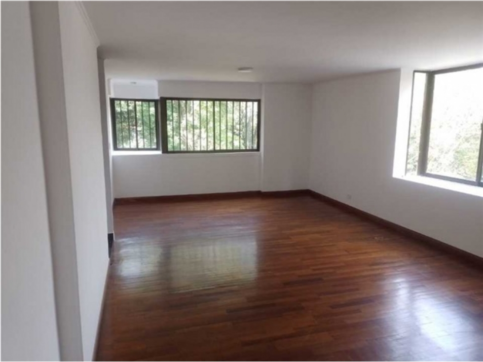 Apartamento en arriendo en en altos del poblado  Medellin