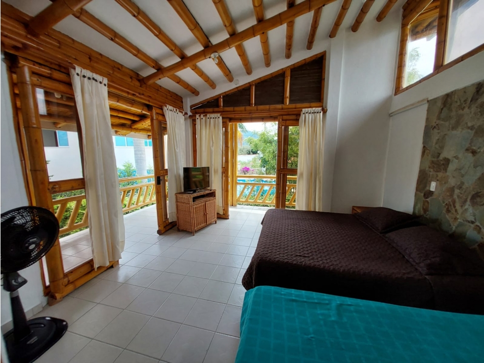 ARRIENDO ESPECTACULAR SEGUNDO PISO EN CHINAUTA CUNDINAMARCA