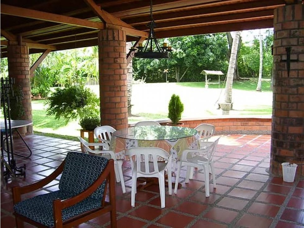 EXCELENTE FINCA EN PANGORDITO